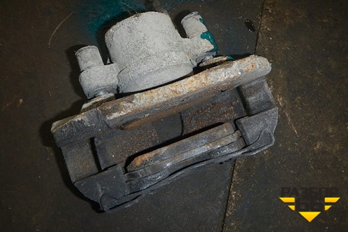 Суппорт передний правый для Ford Focus 2 с 2008-2011г