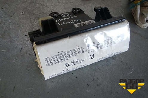 Подушка безопасности пассажирская в торпедо для Opel Meriva с 2003-2010г