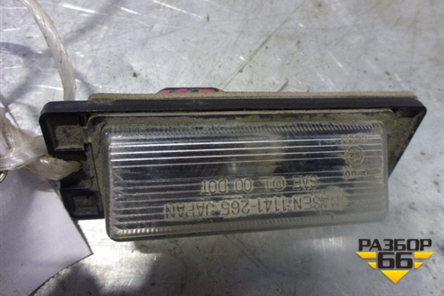 Фонарь подсветки номера для Mitsubishi Lancer-9  с 2003-2008г