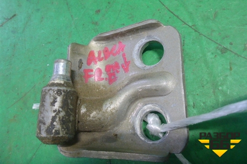 Петля двери передней правой нижняя (46816374) для Fiat Albea с 2003г