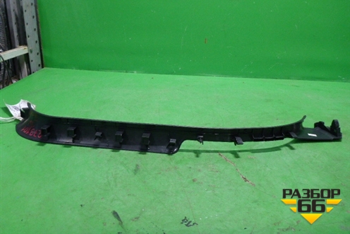 Накладка порога внутренняя переднего левого (8200084330) для Renault Scenic с 2003-2009г