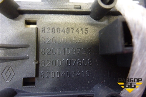 Модуль кнопок (8200407415) для Renault Scenic с 2003-2009г