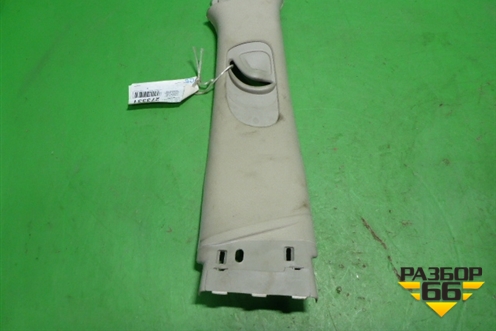 Обшивка стойки центральная верхняя правая (8200084325) для Renault Scenic с 2003-2009г
