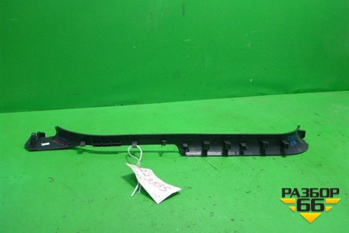 Накладка порога внутренняя переднего правого (8200084331) для Renault Scenic с 2003-2009г