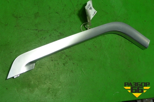 Накладка внутренняя (на консоль правая) (LR060169) для Land Rover Range Rover Sport с 2013-2022г