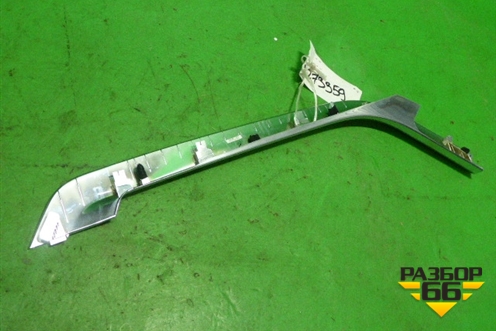 Накладка внутренняя (на консоль левая) (LR060156) для Land Rover Range Rover Sport с 2013-2022г