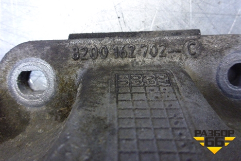 Кронштейн (усилитель тормозов вакуумный) (8200162702) для Renault Scenic с 2003-2009г