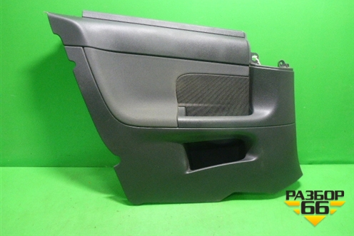 Обшивка салона боковая левая (30673165) для Volvo C30 с 2006г