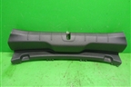Обшивка багажника (на заднюю панель) (08687734) для Volvo C30 с 2006г