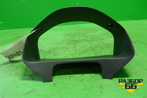 Накладка на торпедо (на щиток приборов) (30722585) для Volvo C30 с 2006г