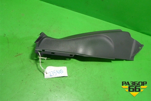 Обшивка стойки задняя нижняя левая (5M0867765H) для Volkswagen Golf V Plus с 2005-2014г