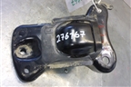Кронштейн задней балки левый (5Q0501545D) для Skoda Octavia (A7) с 2013г