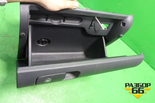 Бардачок (5M1857097N) для Volkswagen Golf V Plus с 2005-2014г