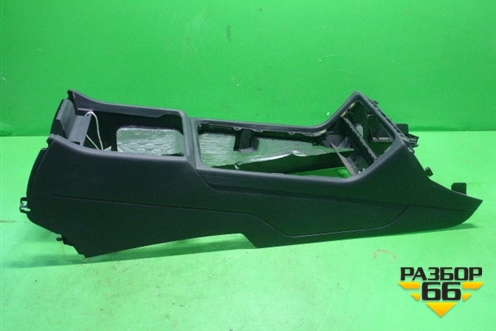 Консоль (7P1863241B) для Volkswagen Touareg с 2010-2018г