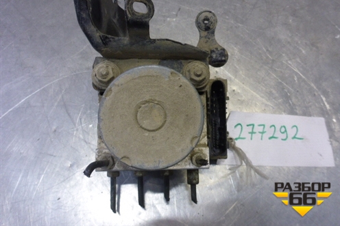 Блок ABS (4451002110) для Toyota Auris с 2006-2012г