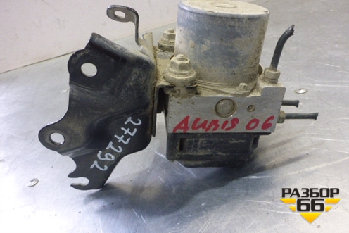 Блок ABS (4451002110) для Toyota Auris с 2006-2012г