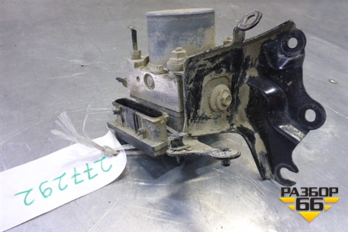Блок ABS (4451002110) для Toyota Auris с 2006-2012г