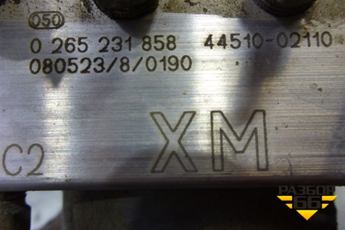 Блок ABS (4451002110) для Toyota Auris с 2006-2012г