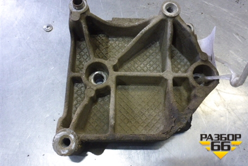 Кронштейн компрессора кондиционера (9657137480) для Citroen C4 с 2005-2011г
