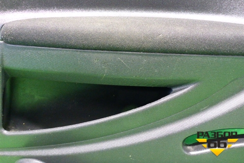 Обшивка салона боковая правая (96523615XT) для Citroen C4 с 2005-2011г