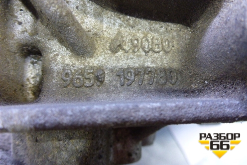 Кронштейн генератора (9659197780) для Citroen C4 с 2005-2011г