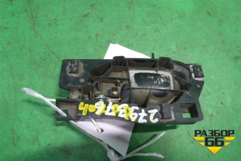 Ручка внутренняя двери передней правой для Peugeot 407 с 2004г