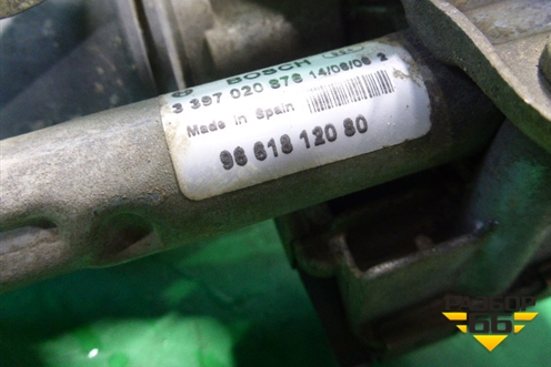 Трапеция стеклоочистителей (правая в сборе) (9661812080) для Peugeot 407 с 2004г