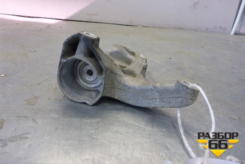 Кронштейн компрессора кондиционера (1K0260885B) для Volkswagen Golf V Plus с 2005-2014г