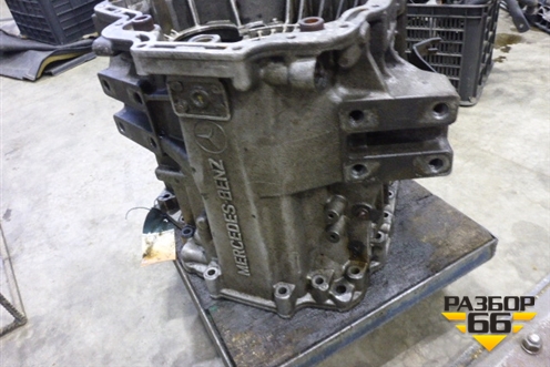 Корпус КПП (средняя часть) (R9452615403) для Mercedes Benz  TRUCK Axor 2 с 2004г