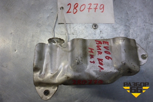 Экран тепловой (на выпускной коллектор нижний) (9686971680) для Land Rover Range Rover Evoque с 2011-2018г