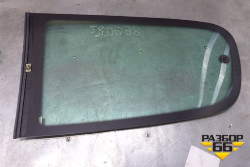 Стекло глухое левое (3х дверный кузов новое 2004г) (9203GZ) для Peugeot 307 с 2001-2007г