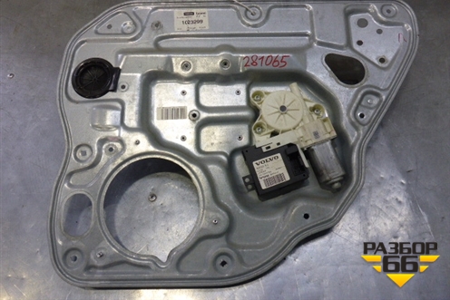 Стеклоподъёмник электрический задний правый (8679083) для Volvo S40 с 2004-2012г
