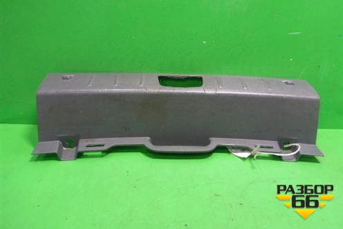 Обшивка багажника на заднюю панель (9486870) для Volvo S40 с 2004-2012г