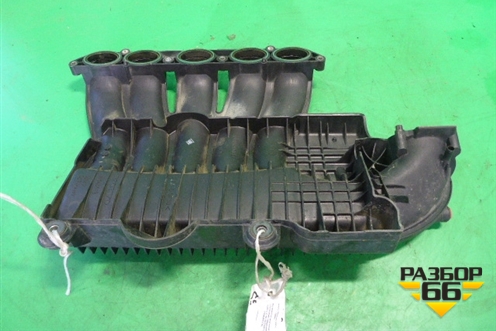 Коллектор впускной (верхняя часть 2.4л B5244S) (30646518) для Volvo S40 с 2004-2012г