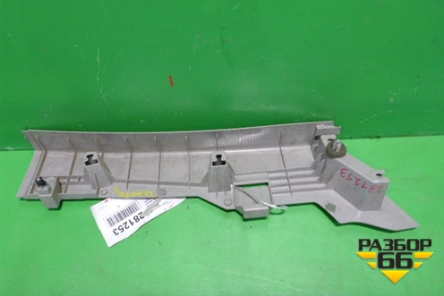 Обшивка стойки задняя нижняя левая (8663548) для Volvo S40 с 2004-2012г