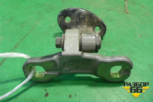 Петля двери задней правой нижняя для Volvo S40 с 2004-2012г