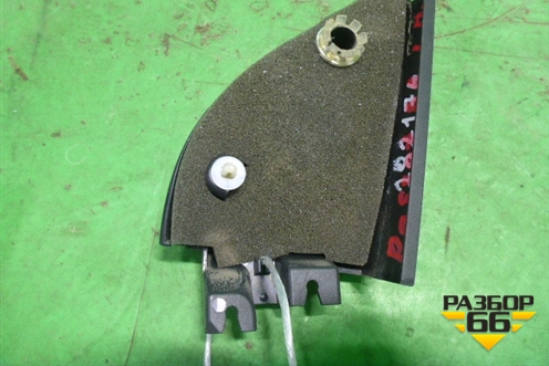 Накладка двери передней левой уголок (3C0837993) для Volkswagen Passat (B6) с 2005-2010г