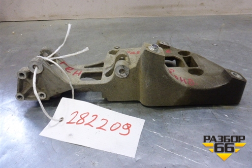 Кронштейн генератора (2.0л BVY) (06F903143F) для Volkswagen Passat (B6) с 2005-2010г