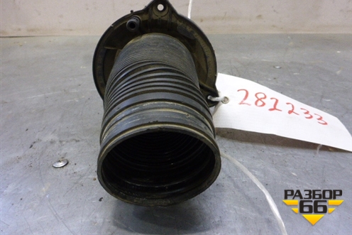 Патрубок воздушного фильтра (2.0л) (3C0129684A) для Volkswagen Passat (B6) с 2005-2010г