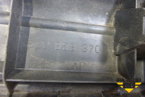 Накладка порога внутренняя правая (седан) (3C0853370) для Volkswagen Passat (B6) с 2005-2010г