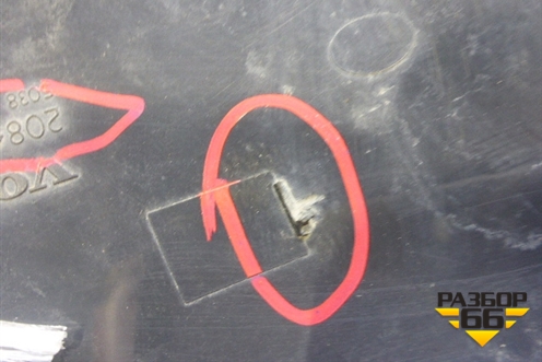 Накладка зеркала левого (верхняя) (20841436) для Volvo TRUCK FH с 2002-2008г (ФШ)