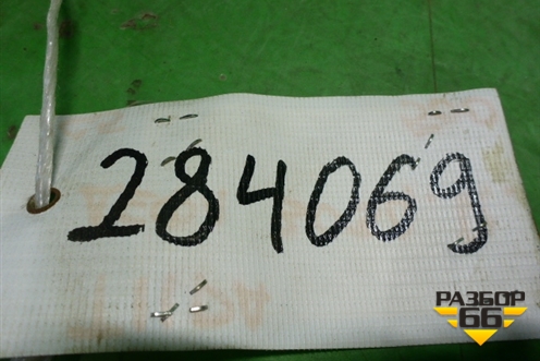 Дефлектор воздушный правый (68760EL00A) для Nissan Tiida (C11X) с 2004-2013г