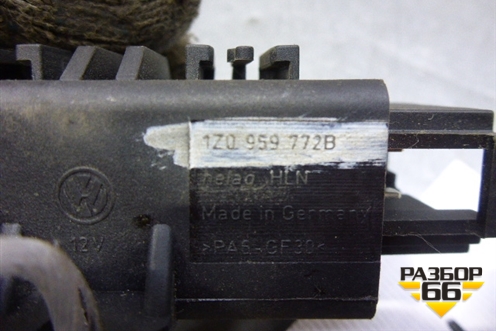 Блок электронный (подогрева сидений) (1Z0959772B) для Volkswagen Touran с 2003-2010г