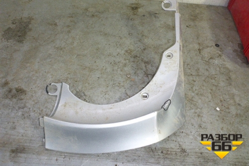 Накладка двери багажника верхняя правая (7680342040) для Toyota Rav-4 с 2006-2013г