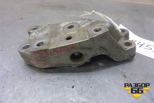 Кронштейн КПП (АКПП) (1K0199117) для Volkswagen Touran с 2003-2010г