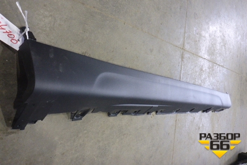 Накладка на порог наружная правая (новая) (51177294376) для BMW X5 F15 с 2013г