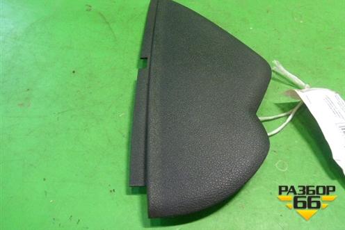 Накладка на торпедо (боковая правая) (1T1858248C) для Volkswagen Touran с 2003-2010г