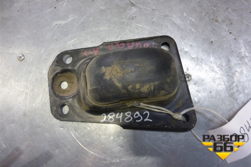 Кронштейн заднего рычага (продольного правого) (1K0505130J) для Volkswagen Touran с 2003-2010г
