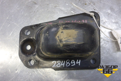 Кронштейн заднего рычага (продольного левого) (1K0505129J) для Volkswagen Touran с 2003-2010г