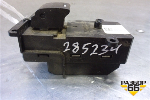 Кнопка стеклоподъёмника (35770SWAG010M2) для Honda CR-V(RE) с 2006-2012г